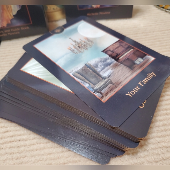 Angel Rose Oracle by Michelle Newten, The Aussie Angel Lady 44 Cards with Book - Picture 5 of 9